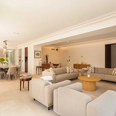 Luxueuse With Pool 7bd 14p - *